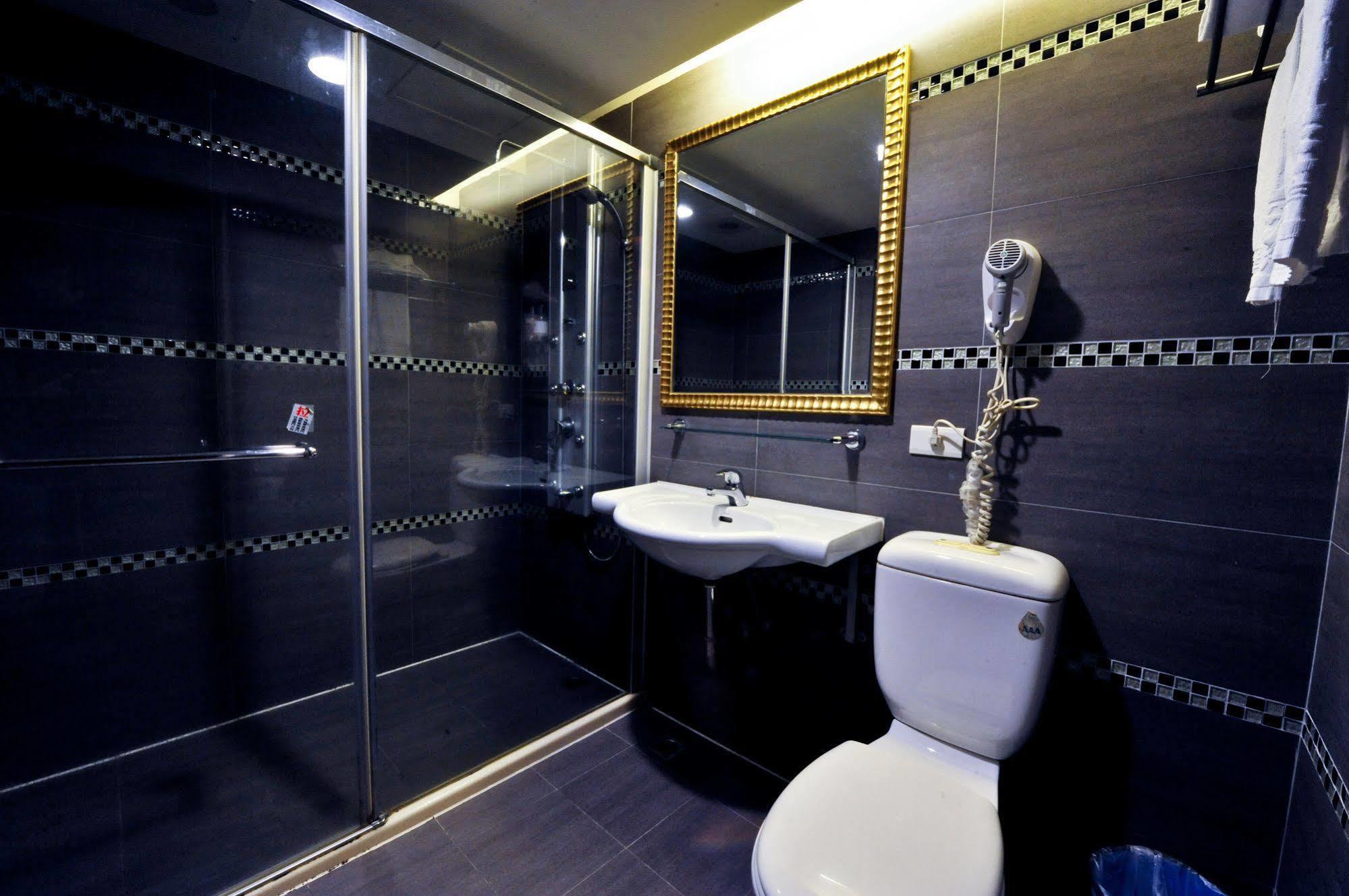 Carnival Motel Taipeh Exterior foto