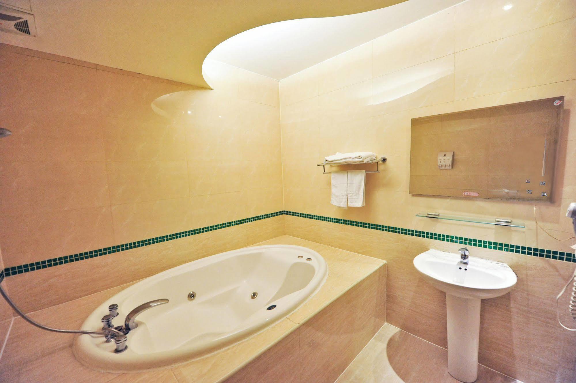 Carnival Motel Taipeh Exterior foto